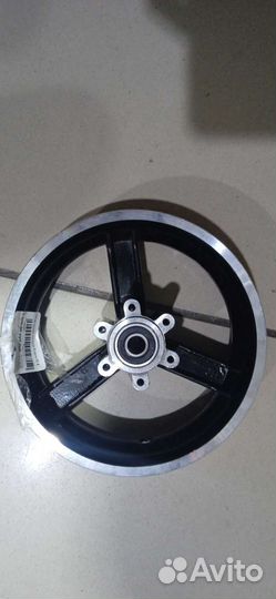 Колесо переднее на Kugoo m4