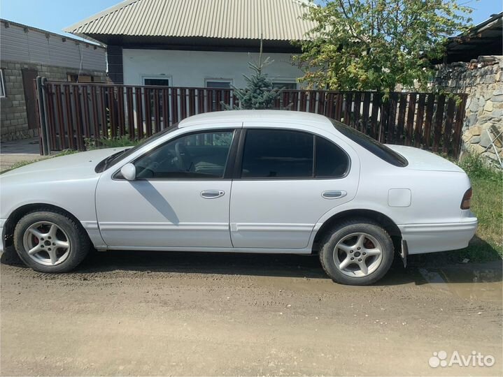 Nissan Cefiro 2.0 AT, 1995, 300 000 км