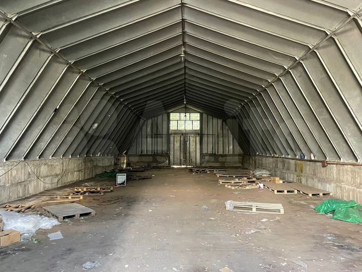 Автосервис, таксопарк с площадкой 350+600 м2