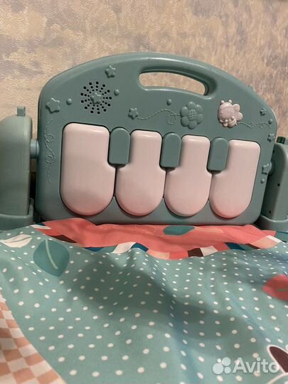 Развивающий коврик