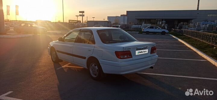 Toyota Carina 1.5 AT, 1999, 600 000 км