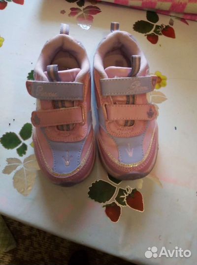Кроссовки детские для девочек новые