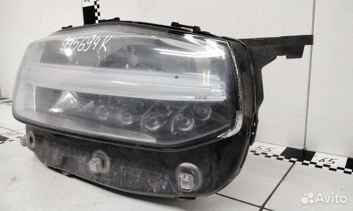 Фара правая Volvo XC90