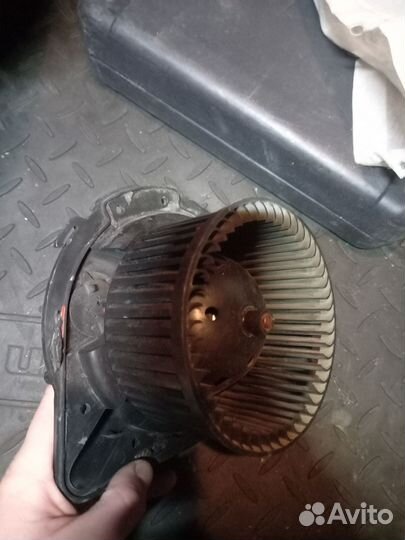 Моторчик печки audi 80 b4 с кондиционером