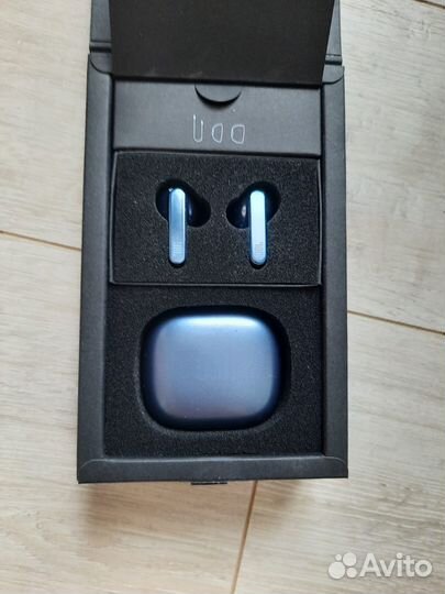 Беспроводные наушники JBL live PRO+