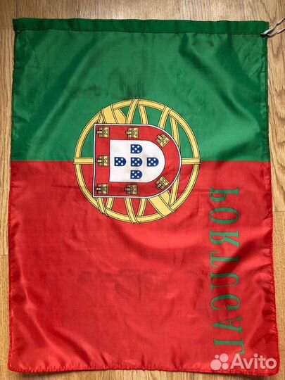 Флаг Португалии с автографами футболистов сборной