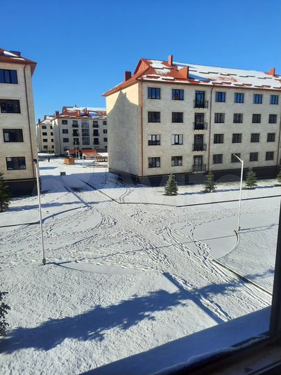 2-к. квартира, 64 м², 2/4 эт.