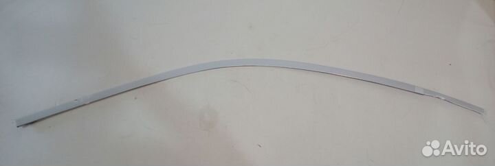 Молдинг стекла двери передней правой (хром) 610332