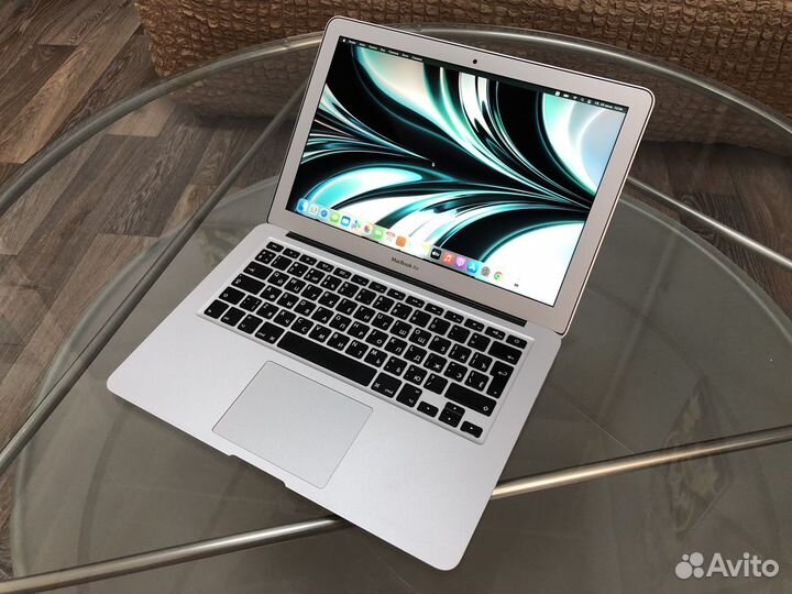 Macbook air 13 2015 8/256