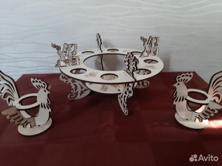 Пасхальная подставка под яйца и кулич