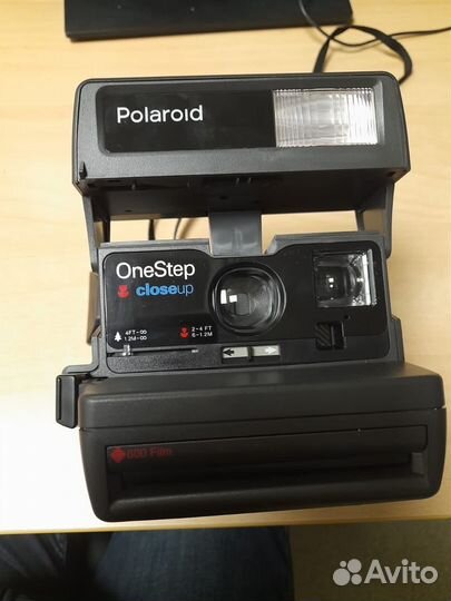 Polaroid OneStep closeup 600
