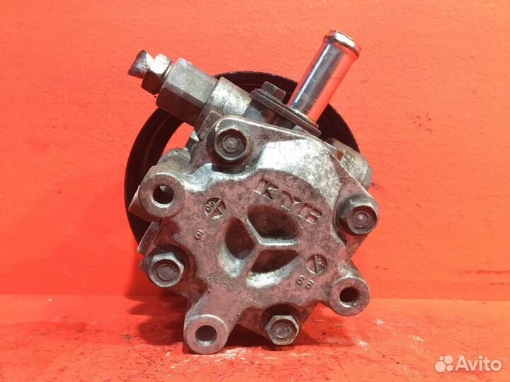 Насос гура для Dodge Caliber ECN, 2.0 (Б/У)