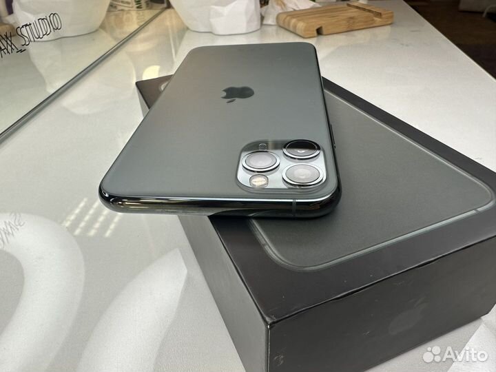 Продам Apple iPhone 11 PRO MAX 64 gb,Green