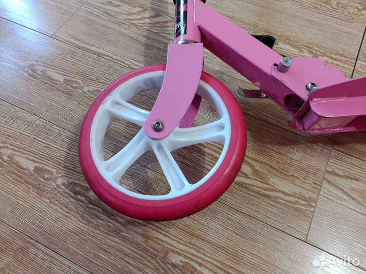 Самокат детский двухколесный для девочки