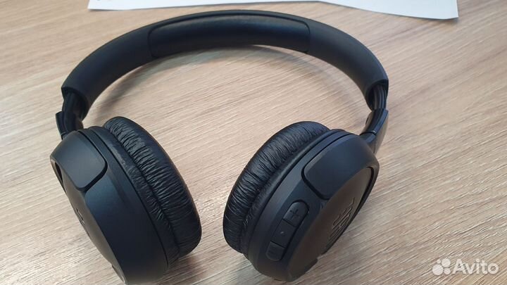 Беспроводные наушники jbl tune 520bt