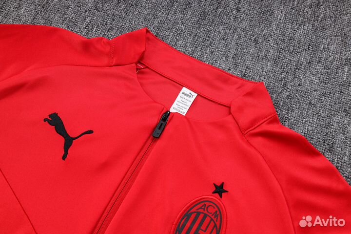 Футбольный тренировочный костюм