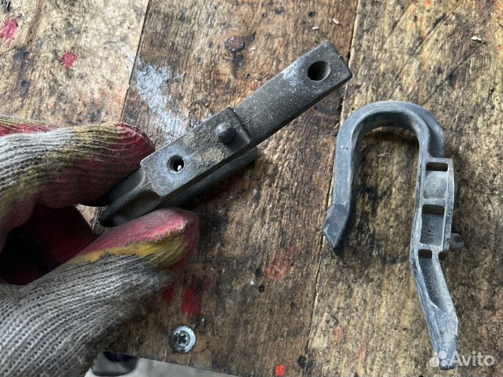 Кронштейн основного радиатора opel astra g