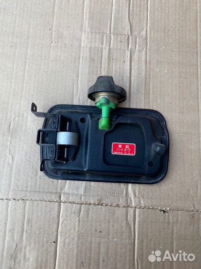 Лючок бензобака цвет 475 BMW X5 E53 бмв Х5 Е53