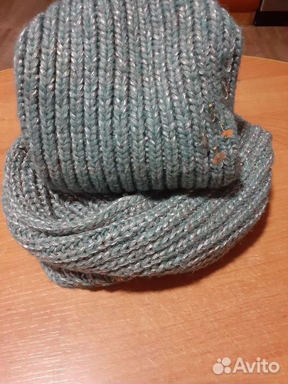 Комплект шапка и снуд женский