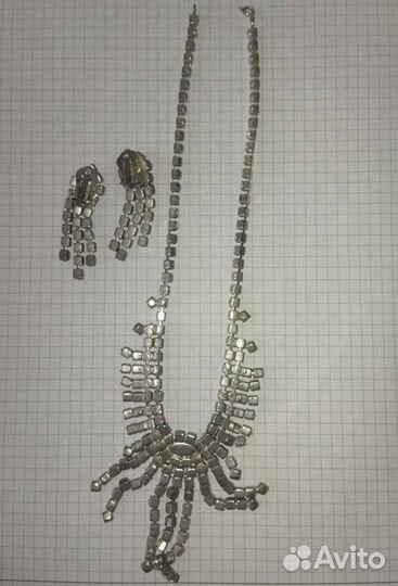 Колье и клипсы Чехословакия.Времен СССР