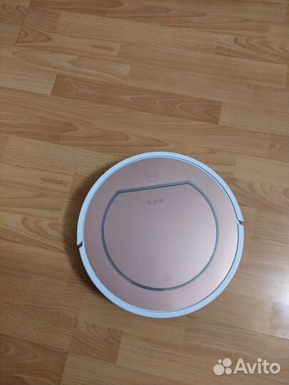 Робот пылесос ilife v7s plus