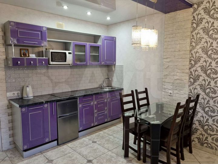 2-к. квартира, 68 м², 2/10 эт.