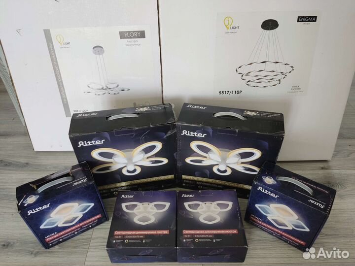 Светильник светодиодный потолочный /люстра