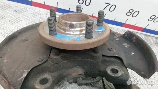 Ступица передняя левая land rover discovery 3 (HNT