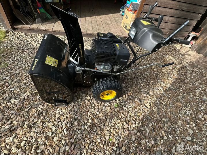 Снегоуборщик Champion ST1170E