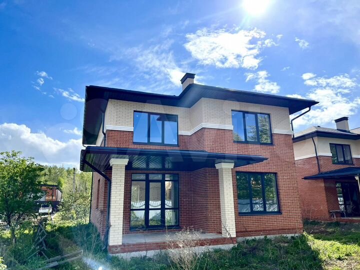 Коттедж 170 м² на участке 5 сот.