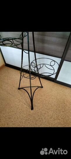 Стойка для цветов