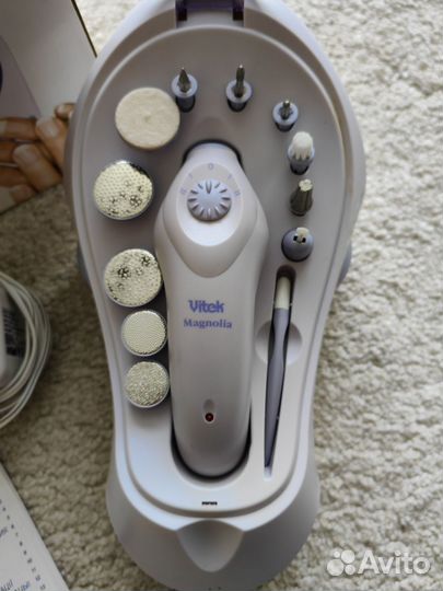 Маникюрный набор Vitek VT-2201VT