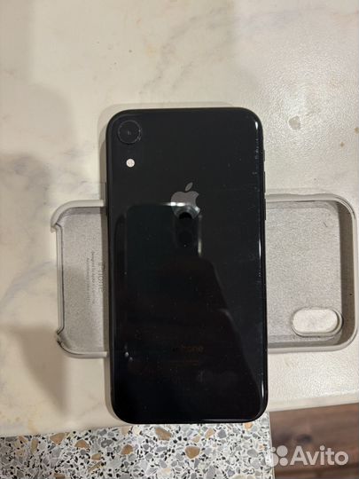 iPhone Xr, 64 ГБ