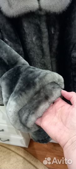 Шуба мутоновая 48 50 с норкой