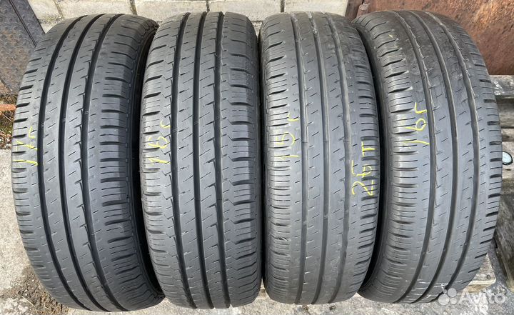 Hankook Vantra LT RA18 215/70 R15C
