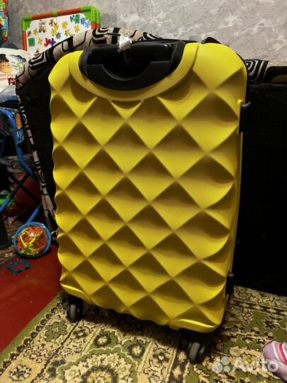 Чемодан на колесах