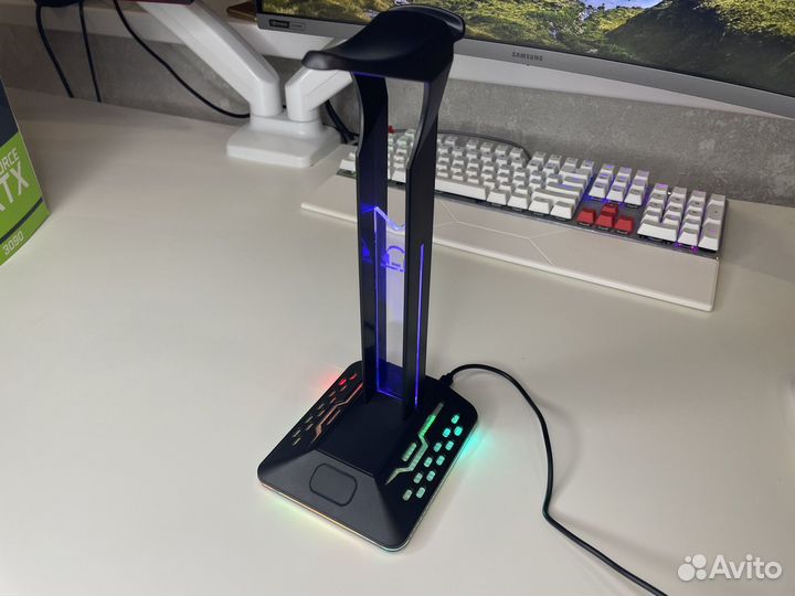 Держатель для наушников RGB