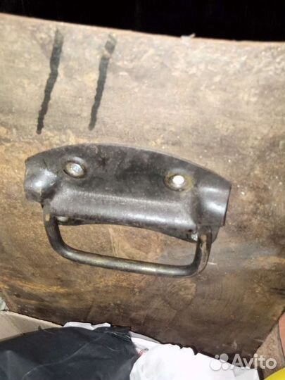 Ящик металлический с замком