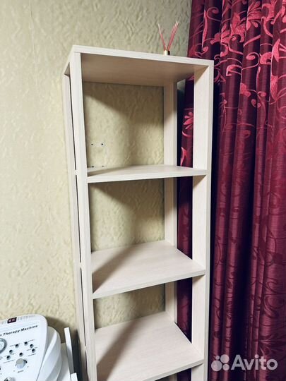 Стеллаж с полками