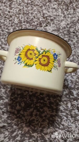 Кастрюля эмалированная