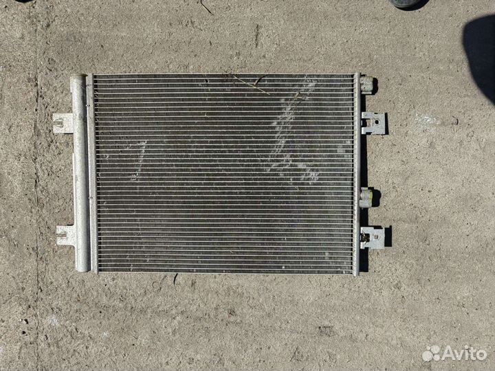 Радиатор кондиционера renault duster 1
