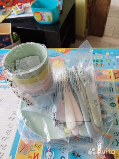 Пластиковая посуда IKEA