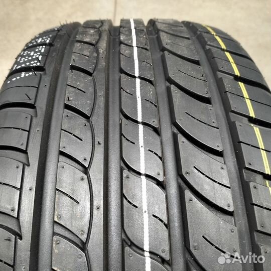 Compasal Smacher 245/40 R18 97W