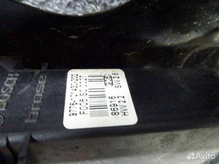 Стеклоподъемник передний левый Volkswagen Golf 3
