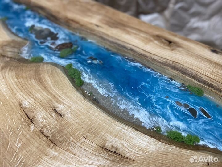 Длинный обеденный стол из массива Ильма