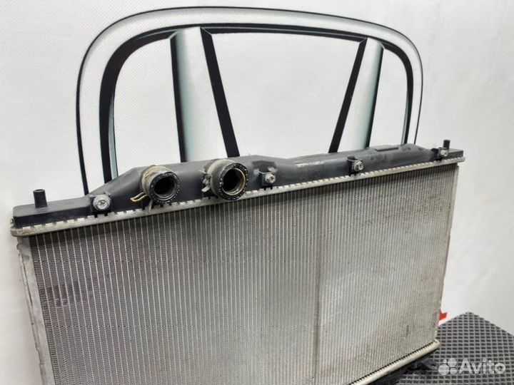 Радиатор охлаждения двигателя Honda Civic FD(4Д)