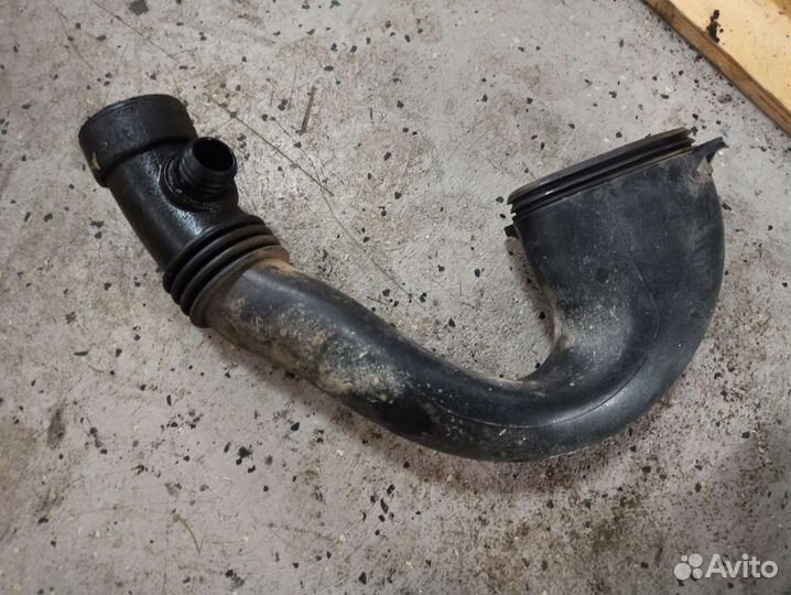 Патрубок воздушного фильтра BMW E46 diesel