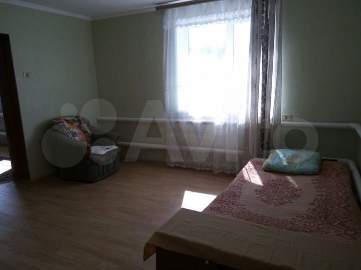 Дом 200 м² на участке 15 сот.