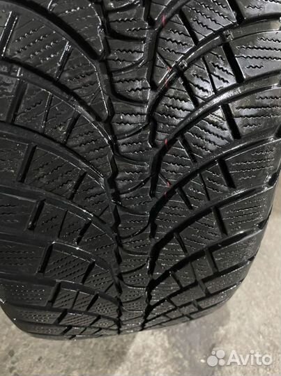 Kumho WinterCraft WP71 255/45 R18 103V