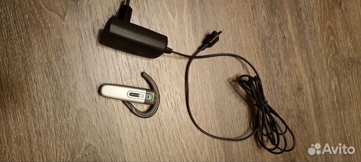 Bluetooth гарнитура